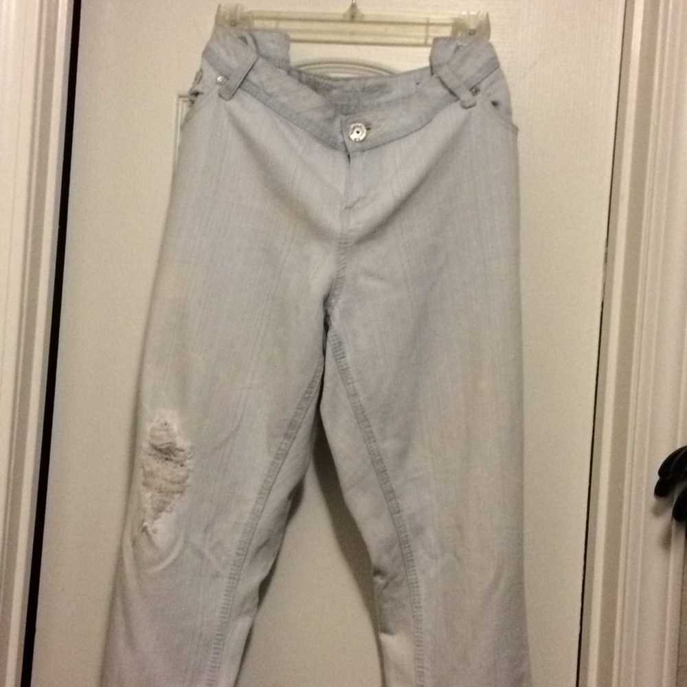 Destructive skinny jeans